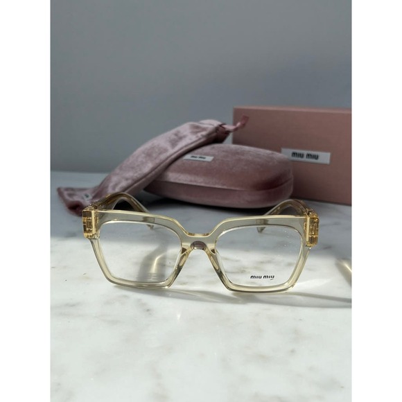 NEW Miu Miu MU04UV Oversized Square Eyeglasses in Clear - Picture 4 of 10
